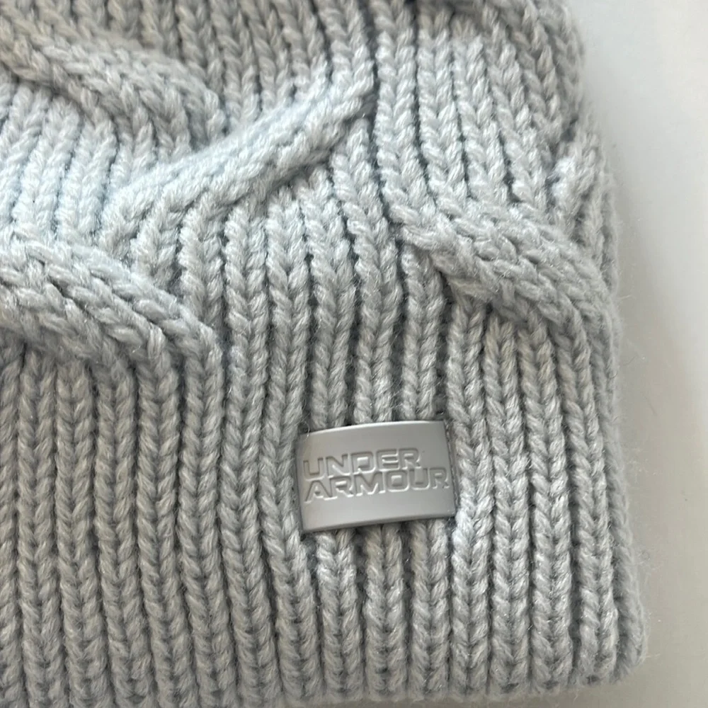 Under Armour UA Around Town Cable Knit Beanie Blue Gray